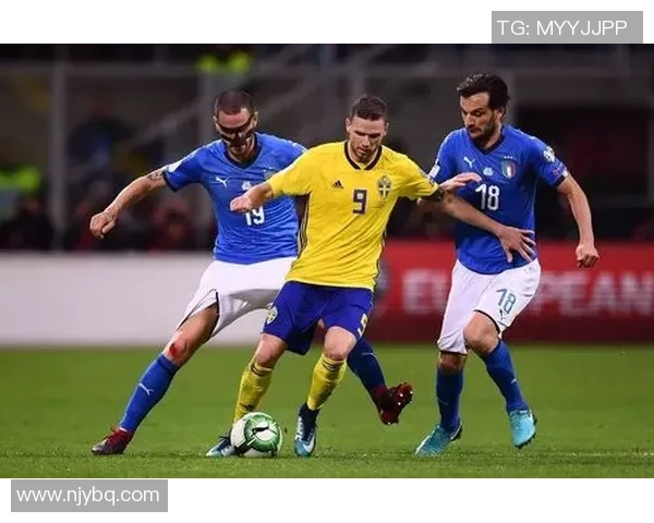 意外崛起的足球明星背后故事与成就揭秘